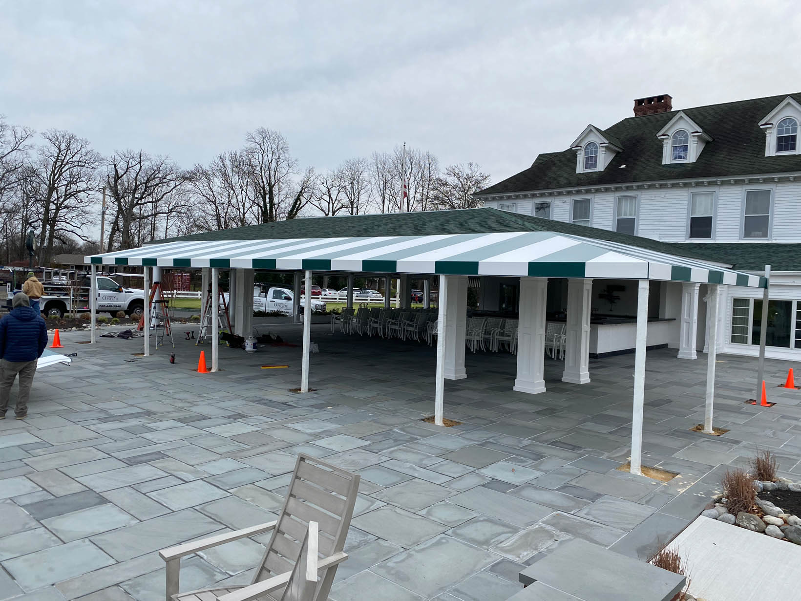 Restaurant outdoor patio